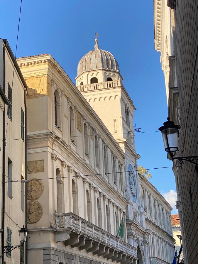 Catoo Dimora Di Design Park In Palazzo Nobiliare Al Duomo Apartment Padova Ngoại thất bức ảnh