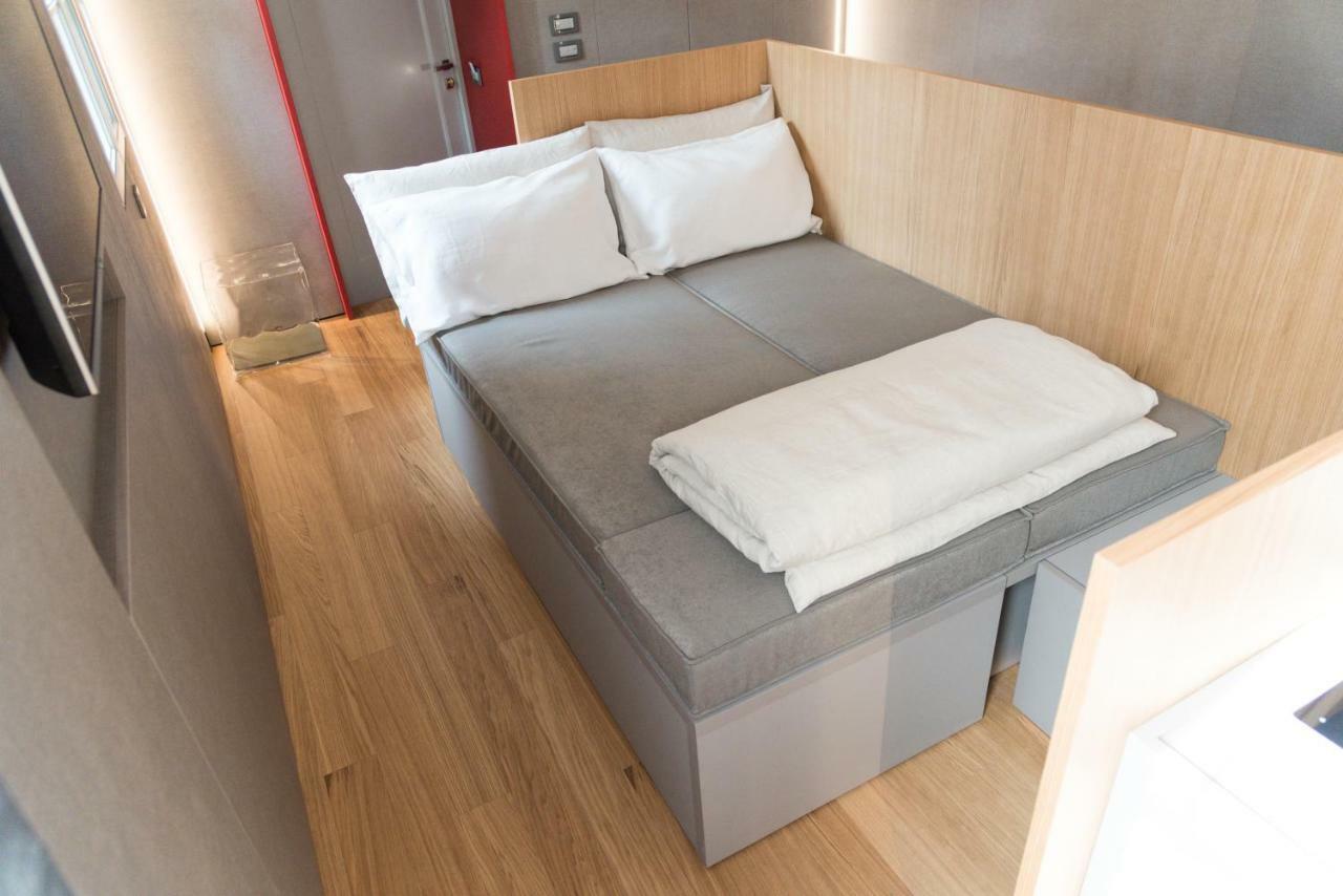 Catoo Dimora Di Design Park In Palazzo Nobiliare Al Duomo Apartment Padova Ngoại thất bức ảnh
